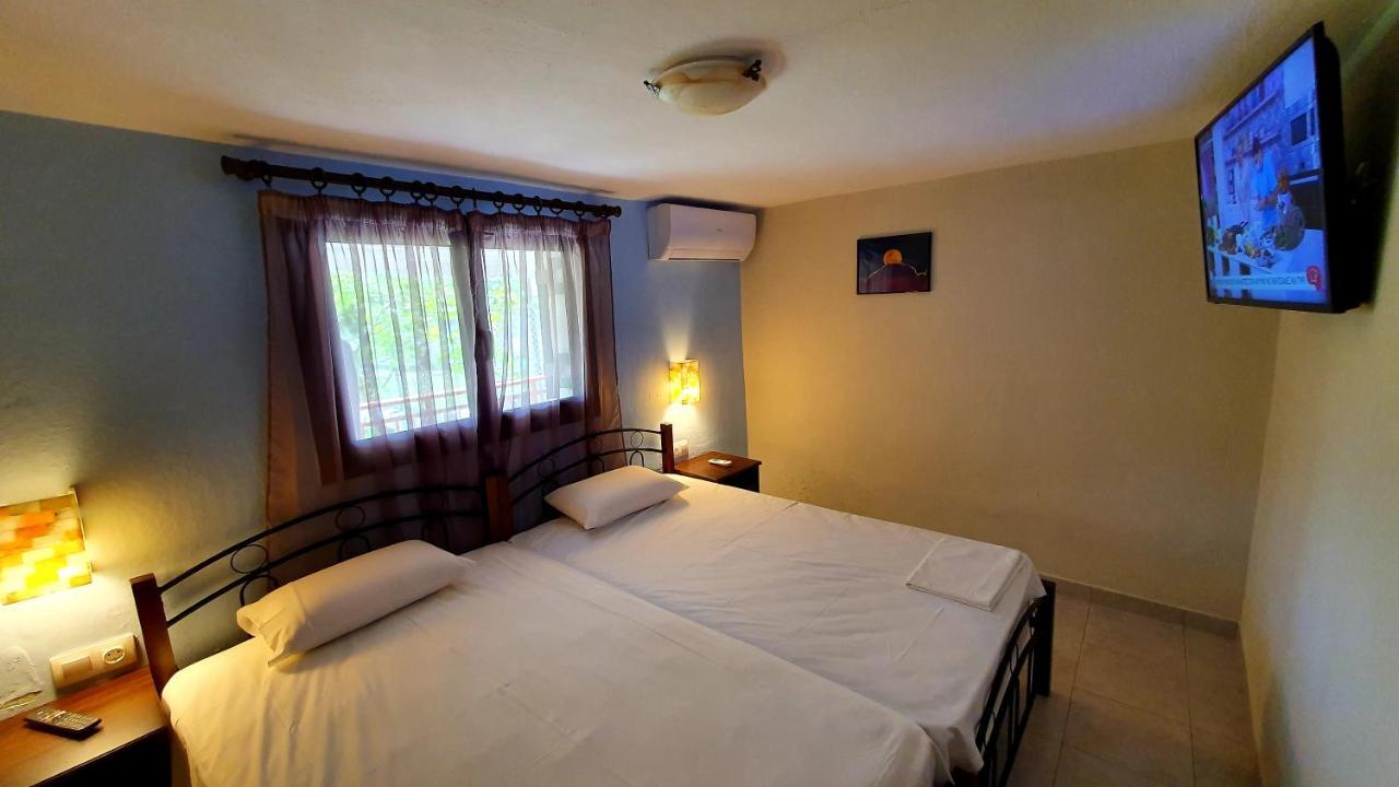 Апартаменты Katina'S House Вурвуру Экстерьер фото