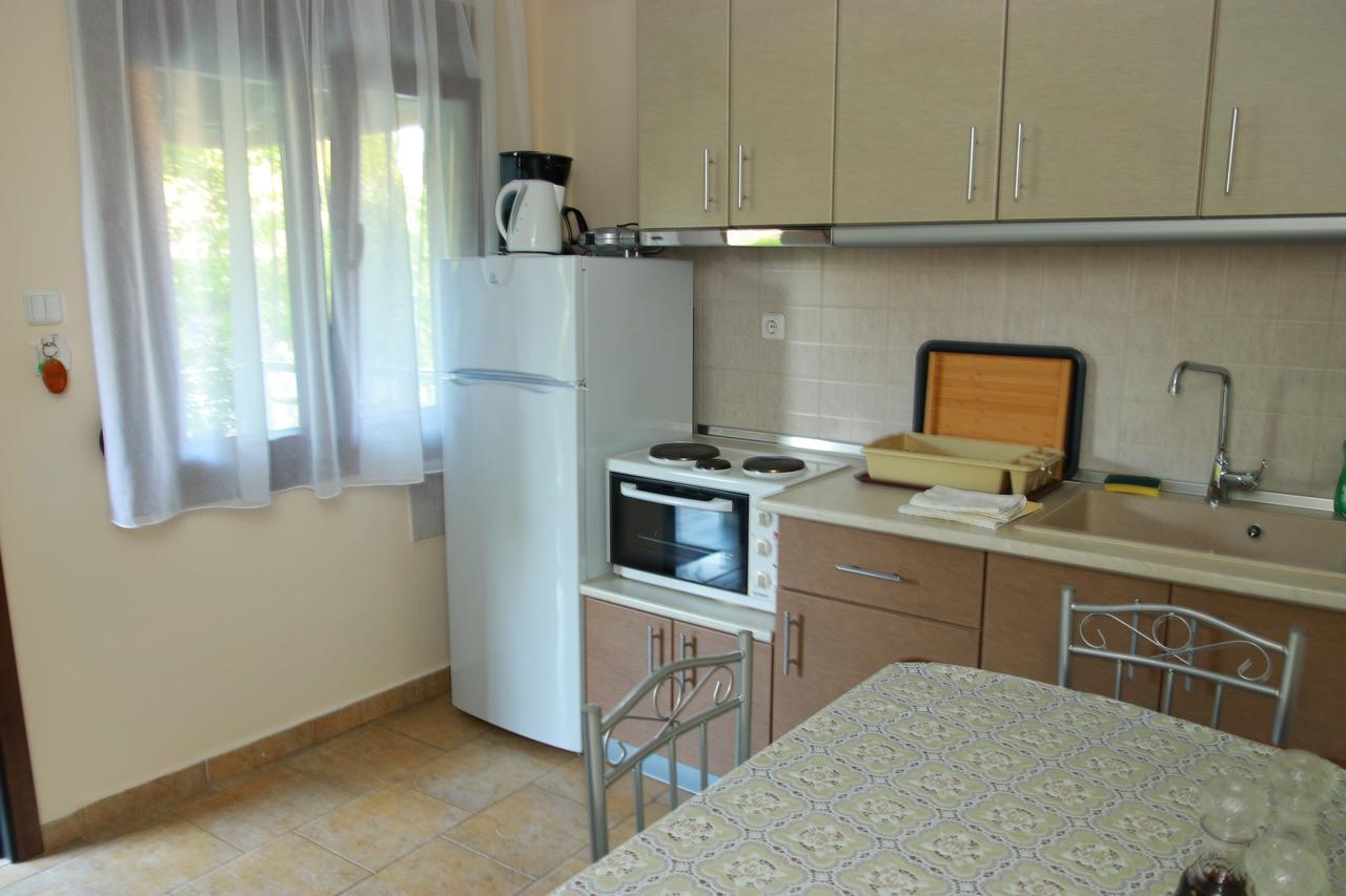 Апартаменты Katina'S House Вурвуру Экстерьер фото