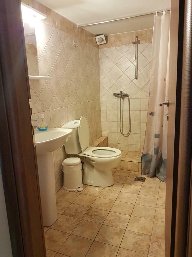 Апартаменты Katina'S House Вурвуру Экстерьер фото